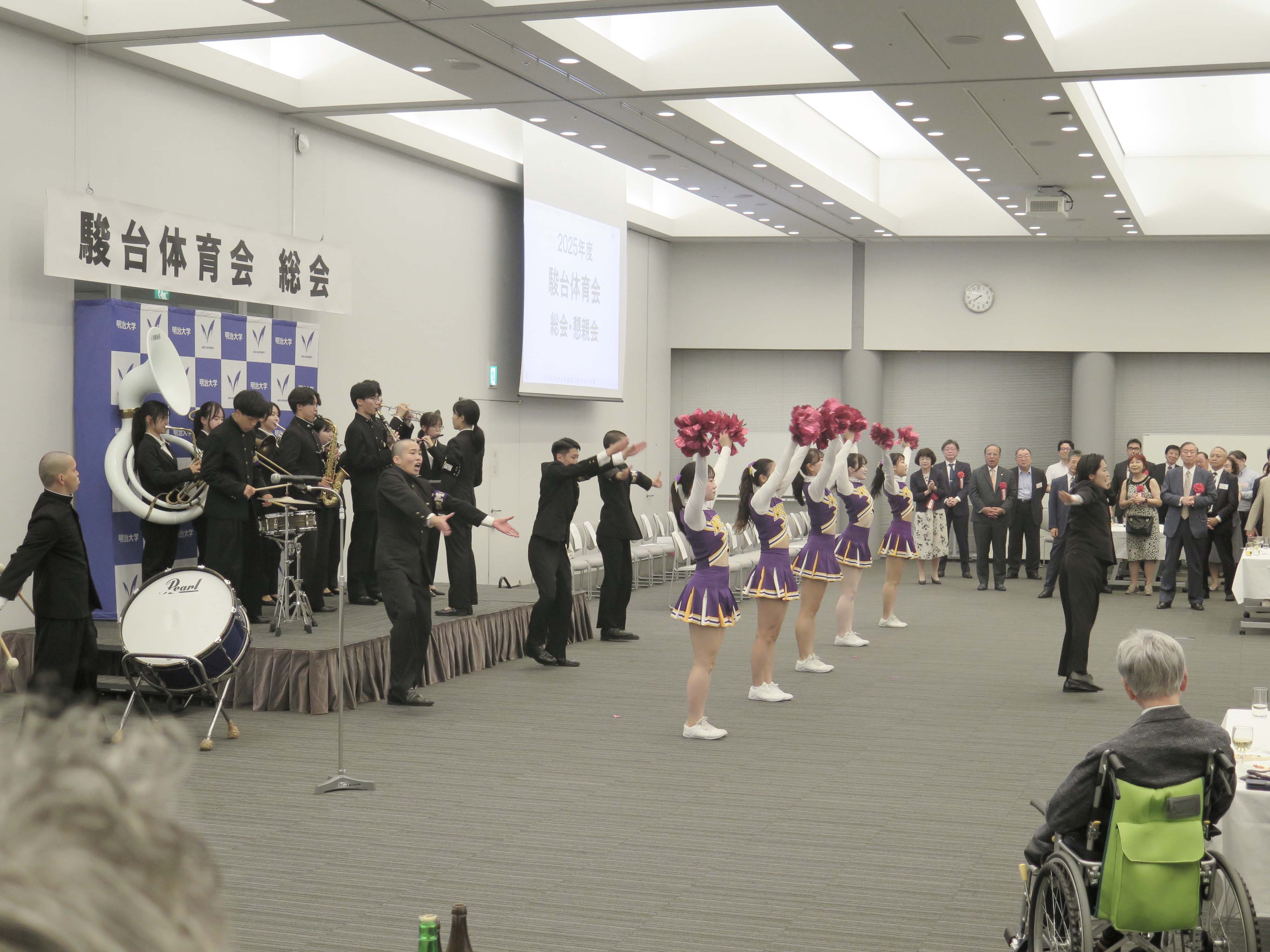 応援団による応援ステージ